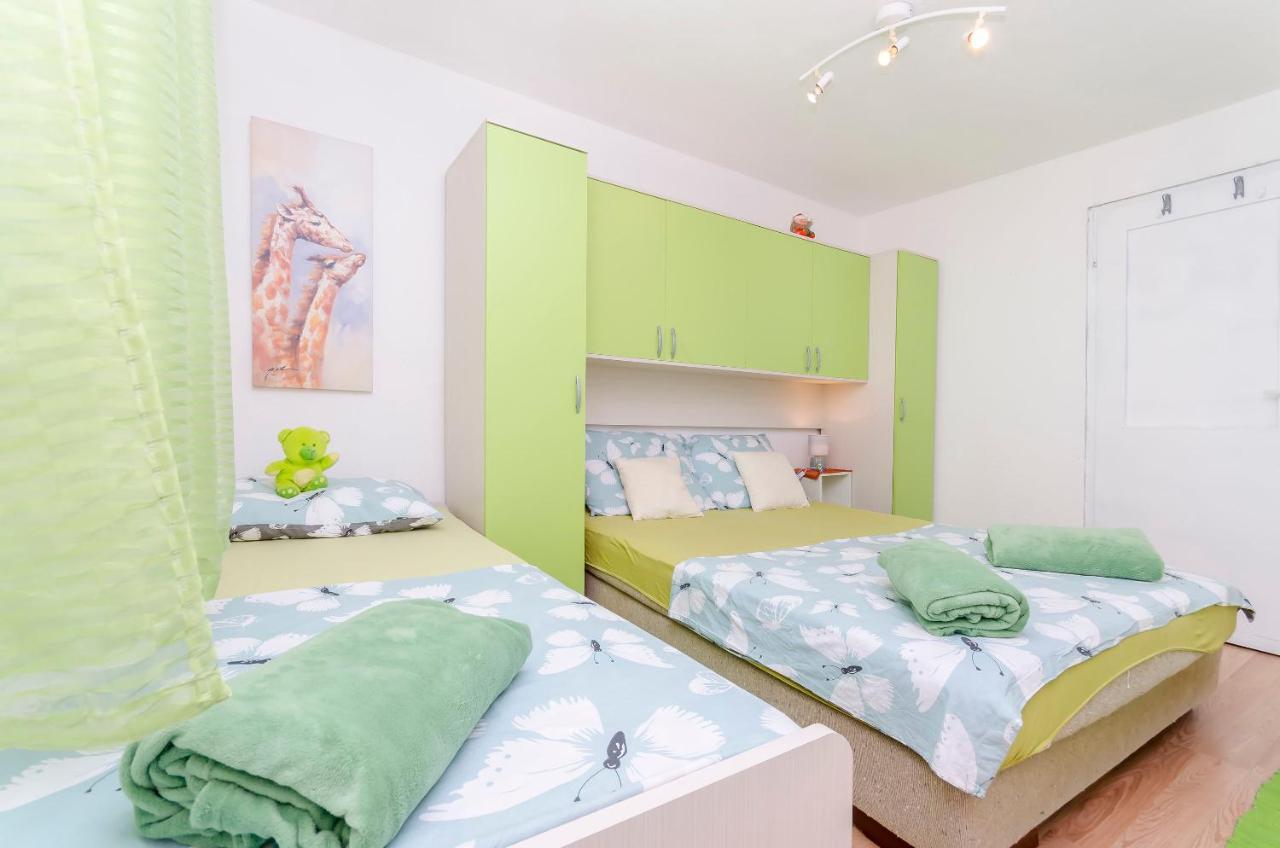 Apartment Branislava Rogoznica  Eksteriør billede